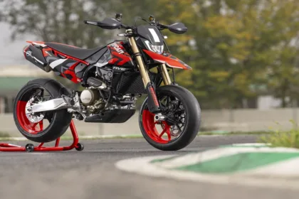 hypermotard 698