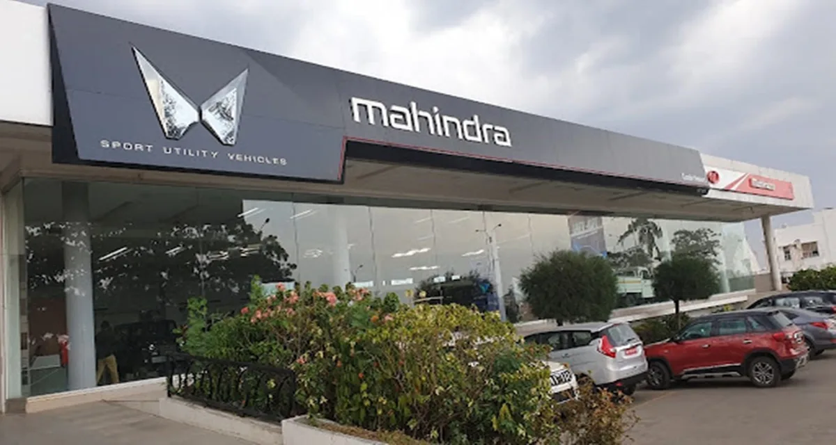 mahindra car showroom