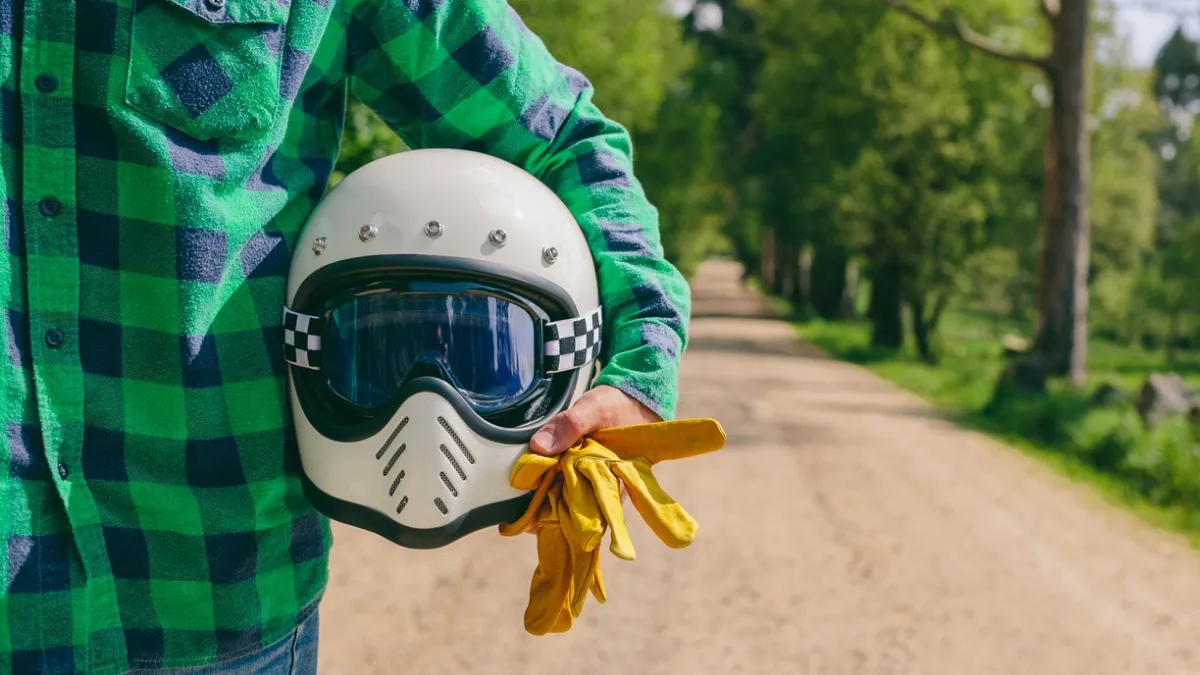 Helmet rules for Sikh